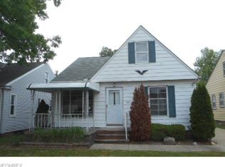 8408 Wainstead Dr, Parma, OH