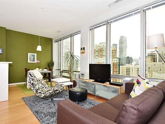 3rd image of 989 Nelson St #1408