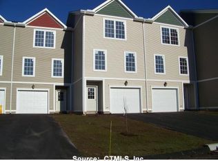 55 Columbus Ave #21, Southington, CT 06489