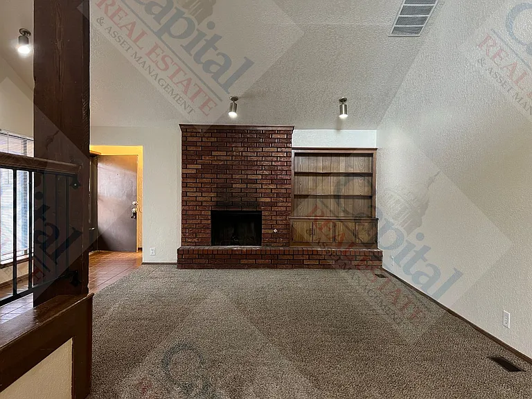 6717 W Britton Rd — Photo 6