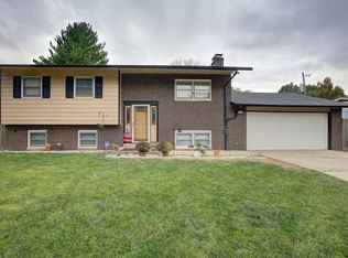 1713 E Fairlawn Dr, Urbana, IL