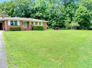3853 Lewiston Rd, Greensboro, NC 27410