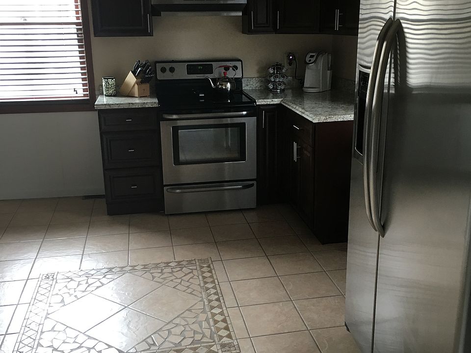 1st image of 503 N Lafayette Blvd