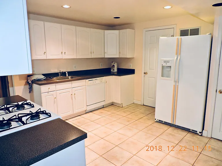 7018 Westbury Rd — Photo 14