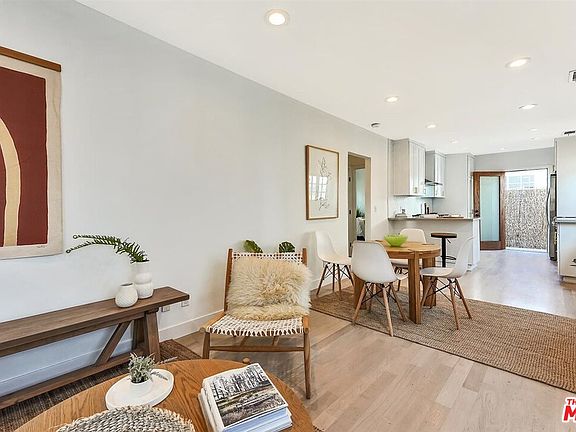 4th image of 617 1/2 Micheltorena St