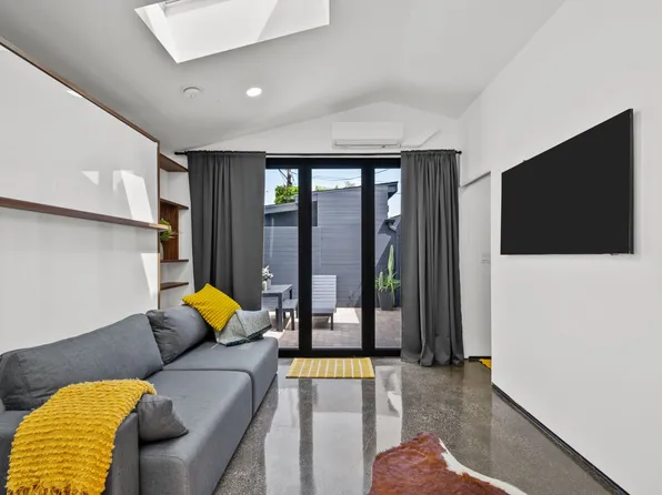 310 W Elm Ave #101, Burbank, CA 91506