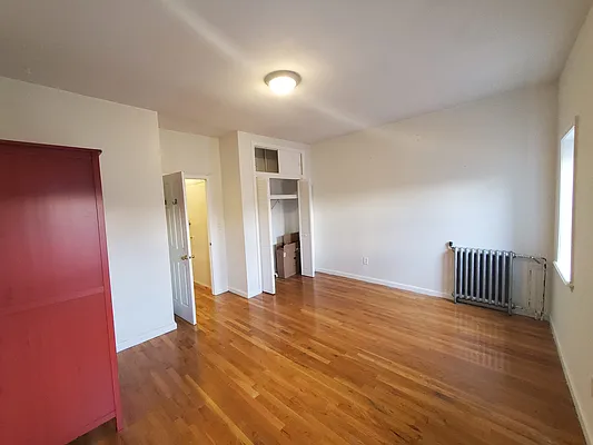 Rented by Ideal Properties Group | media 4