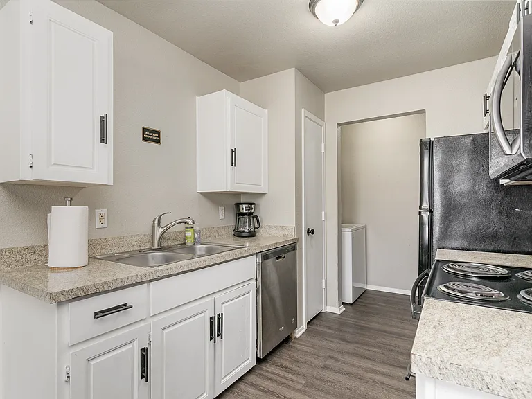 6325 Granbury Rd — Photo 8