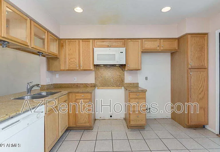 1718 S Longmore #75 — Photo 10