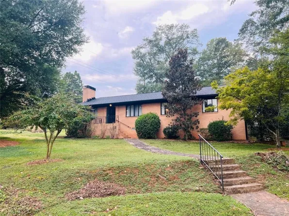 16 Benvenue Dr SE, Rome, GA 30161