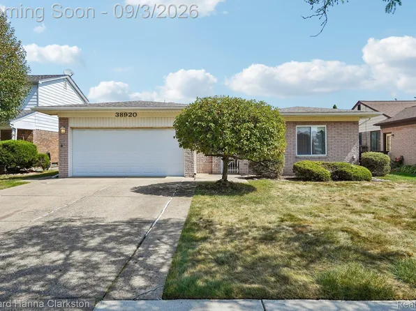 38920 Lowell Ct, Sterling Heights, MI 48310