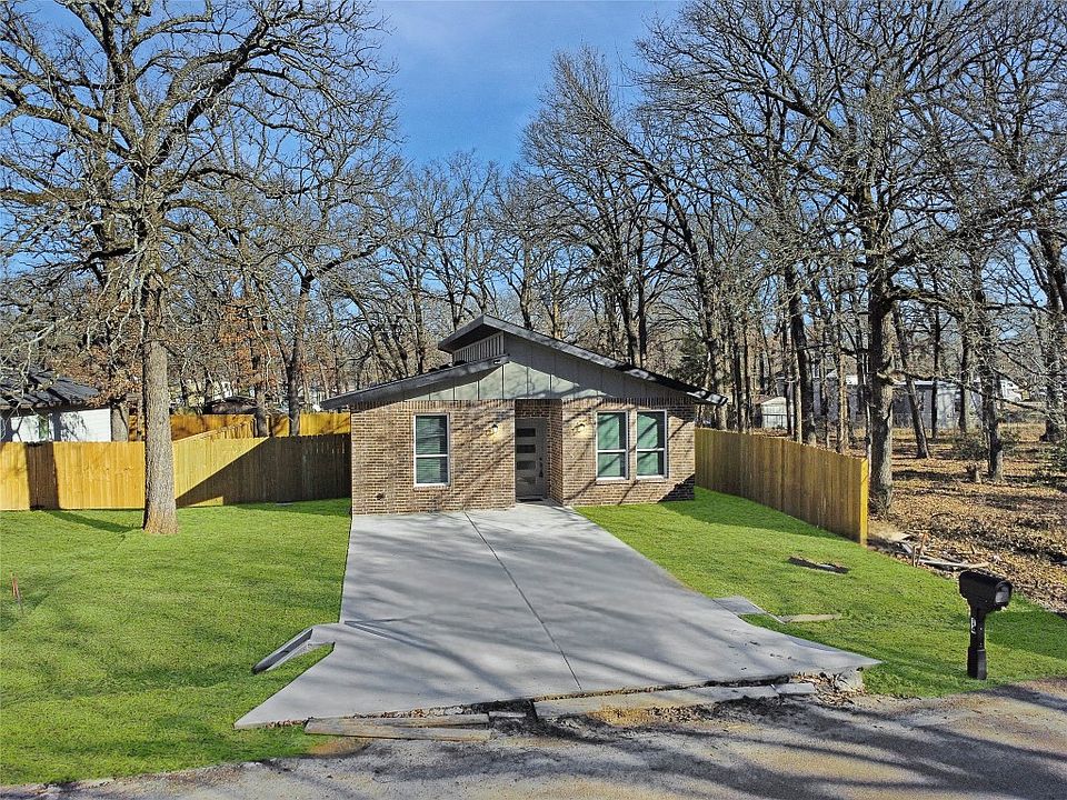 1st image of 114 Navajo Dr