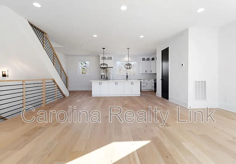 3521 Avalon Ave #1 — Photo 4