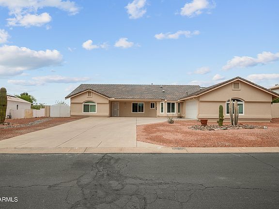 3rd image of 2525 CHERRY HILLS Drive