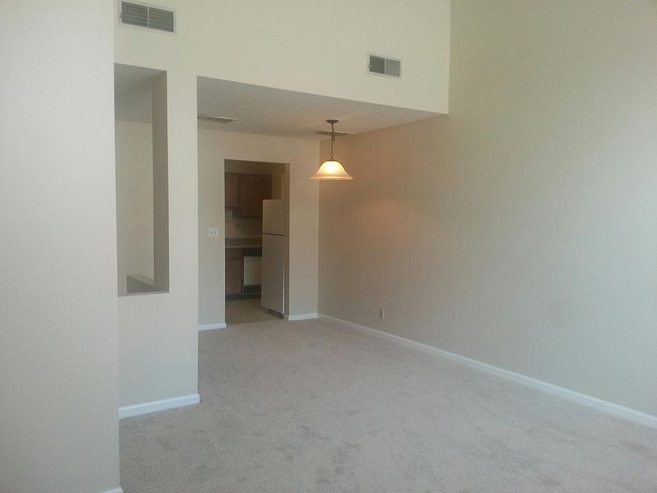 1st image of 3556 Shenandoah Ave APT 102