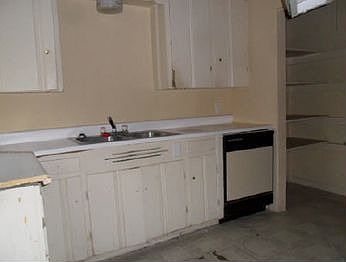 3rd image of 1805 Beusch Dr