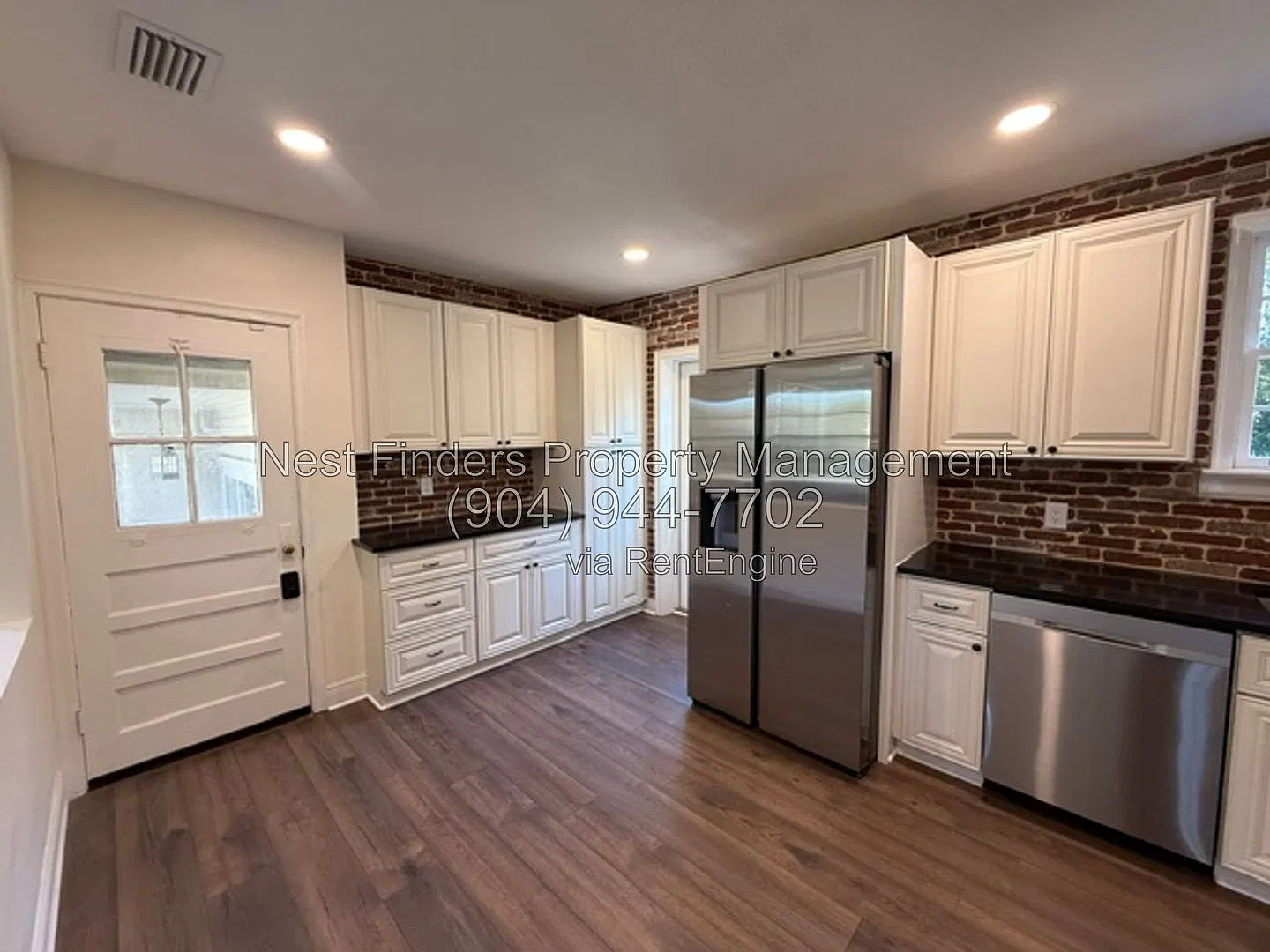 3 bed, 1.0 bath, 1261 sqft, $1,800 — Photo 4