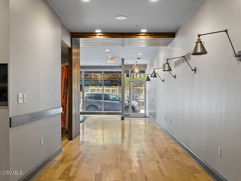 494 Mill St — Photo 20