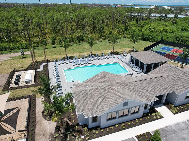 8535 Saint Kitts Cir — Photo 33