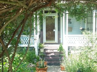 204 W Stallings St, Clayton, NC 27520