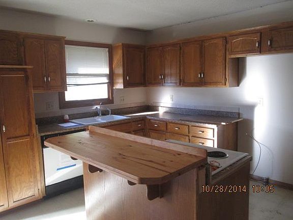 4th image of 8401 N Wayland Dr