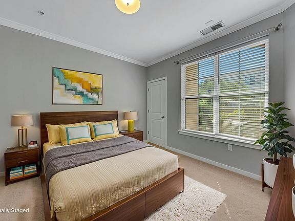 2nd image of 443 2nd St APT 203