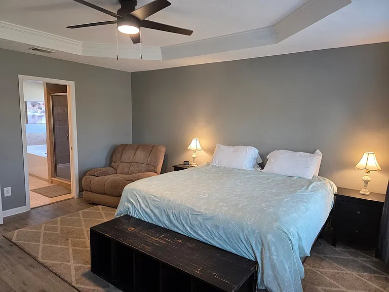 1318 Maple Leaf Ct — Photo 13