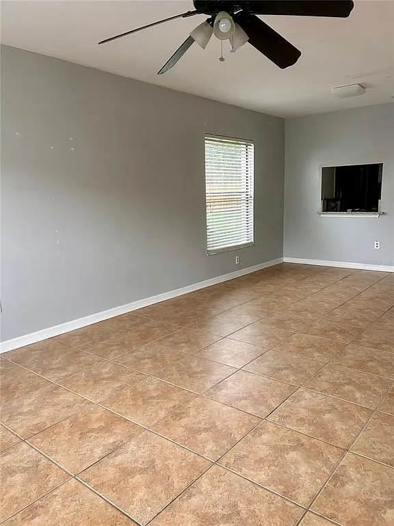 Building Photo - 1701 Shady Ridge Ct #247