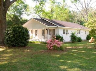9 Myron Stringer Rd, Seminary, MS 39479