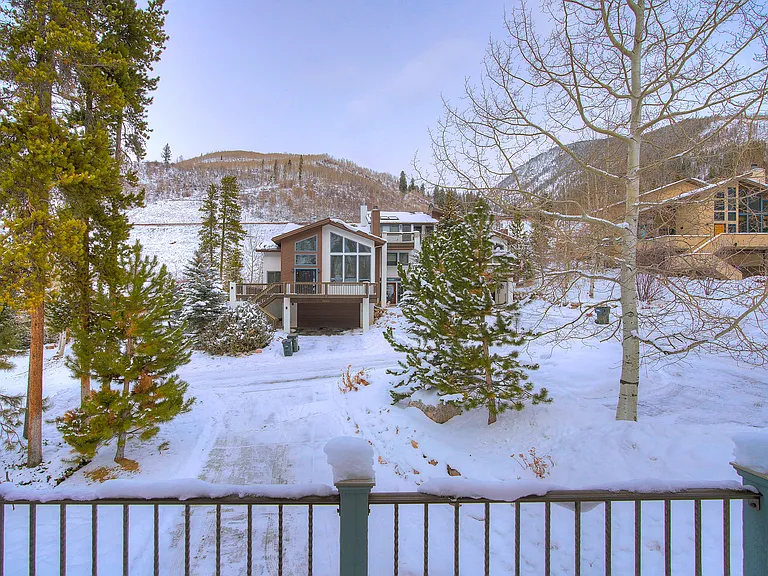 4230 Spruce Way — Photo 42