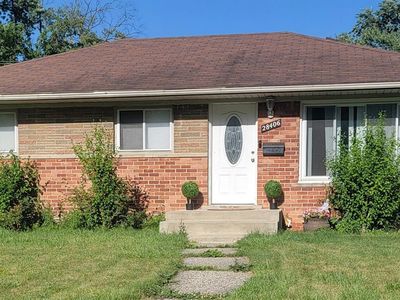 28406 Stuart Ave, Southfield, MI, 48076