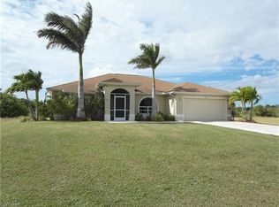 2348 NW 38th Pl, Cape Coral, FL 33993