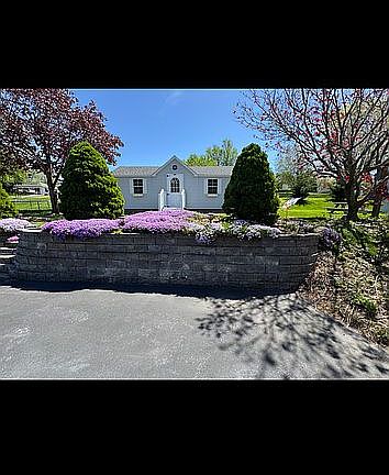 3rd image of 500 Raystown Rd