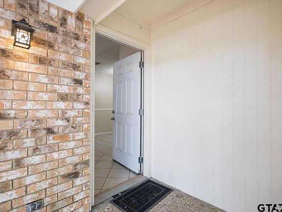 5th image of 411 Shady Ln