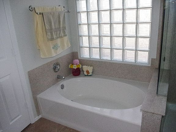 5th image of 4605 E Fernwood Ct