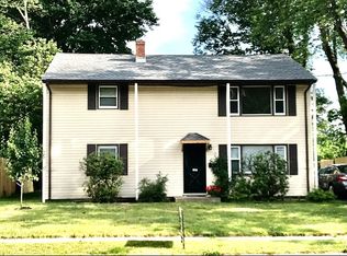 107 Crescent Dr, East Hartford, CT 06118