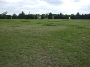 135 Tom Driver Rd, Red Oak, TX 75154