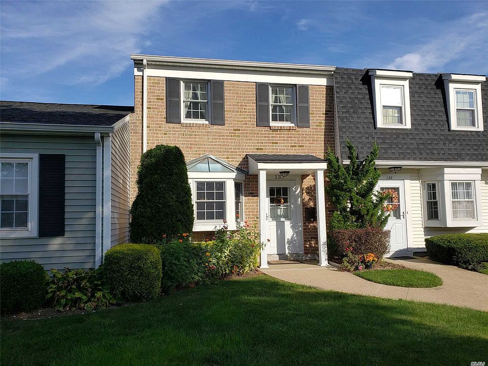137 Harbor S, Amityville, NY 11701 Zillow