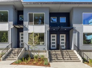 2117 N 148th St UNIT C, Seattle, WA 98133