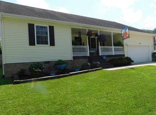 119 Cherokee Dr, West Van Lear, KY 41268