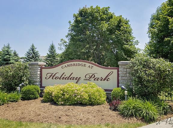 2nd image of 461 Blue Springs Dr Unit 461
