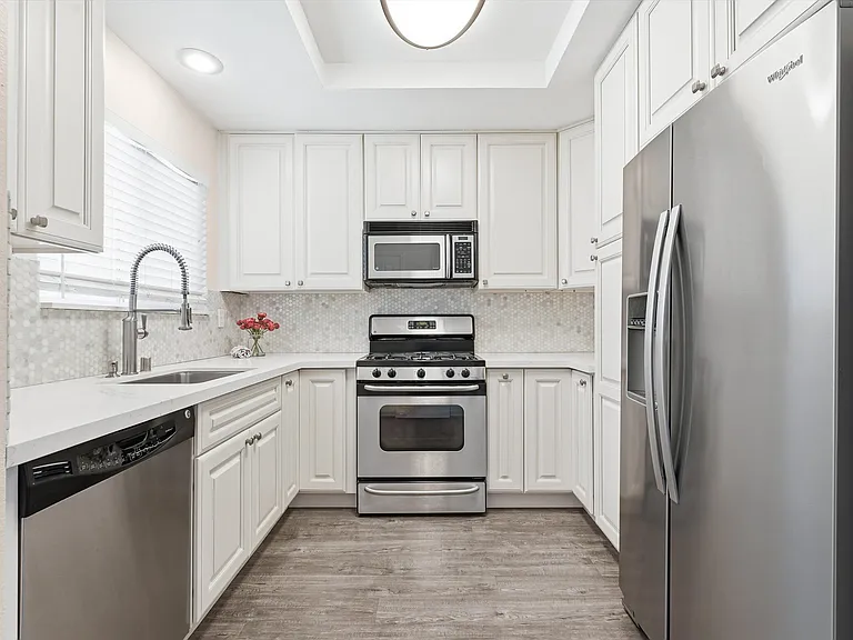 30902 Clubhouse Dr #10F — Photo 7