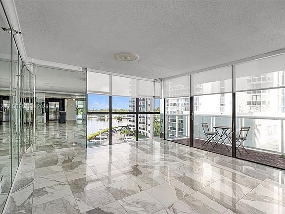 3rd image of 20505 E Country Club Dr APT 533
