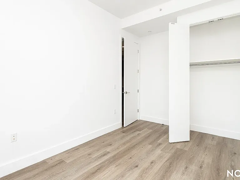 322 Grand Concourse #906 — Photo 14