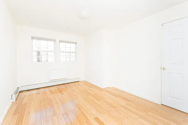 Rented by EXIT Realty Premium | media 16