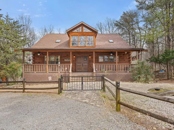 675 McOwenben Pass, Lake Lure, NC 28746