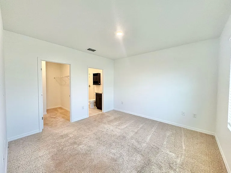 177 Sofia Ln — Photo 14