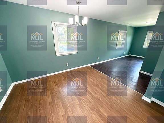 3rd image of 708 N Willow Ave