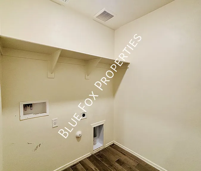 6563 W Camino Pizarro — Photo 7