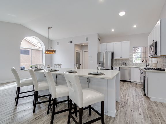 2nd image of 9514 E Jadecrest Dr